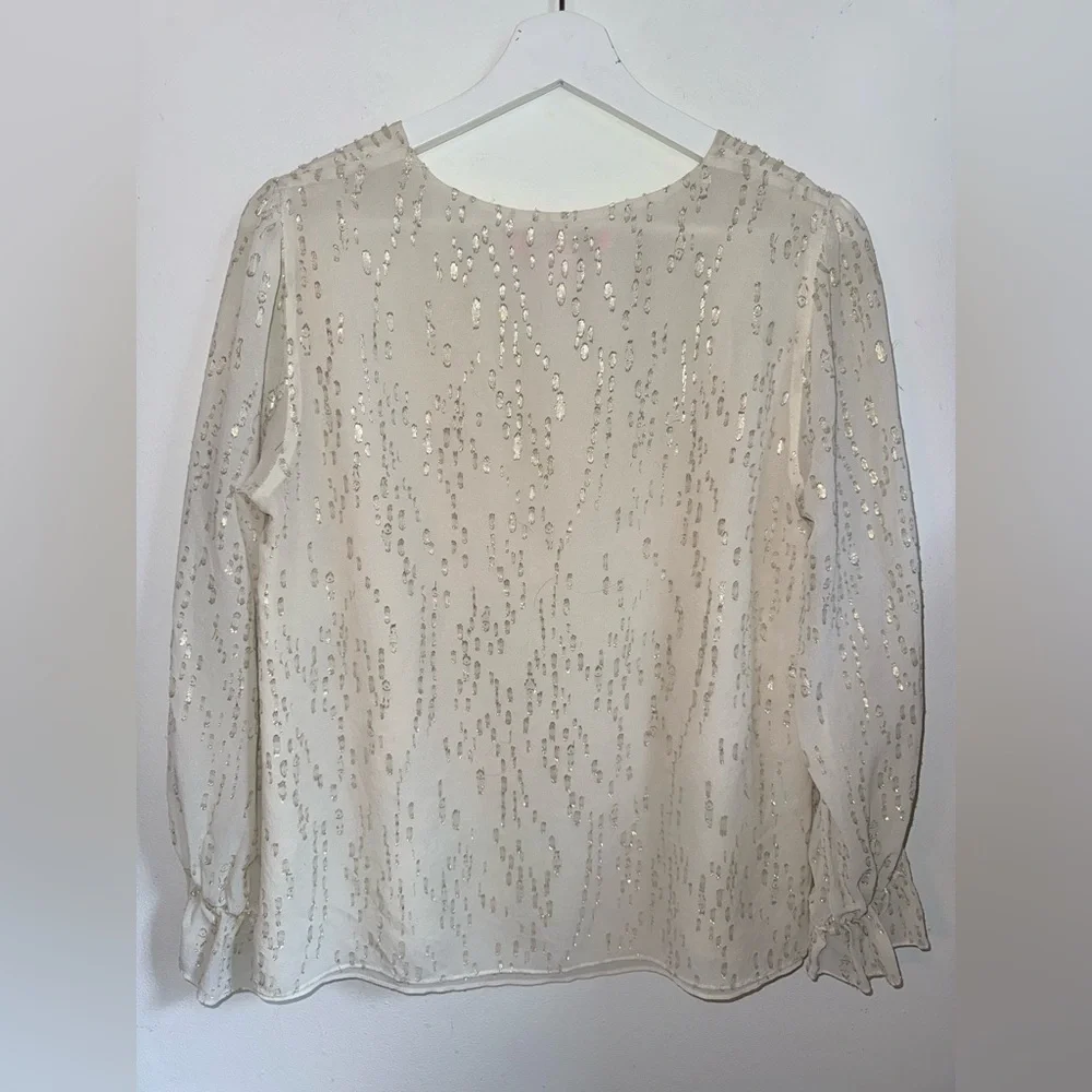 Lilly Pulitzer ELLAREY Cream V-Notch Metallic Dot Silk Blouse Size M - Picture 7 of 12